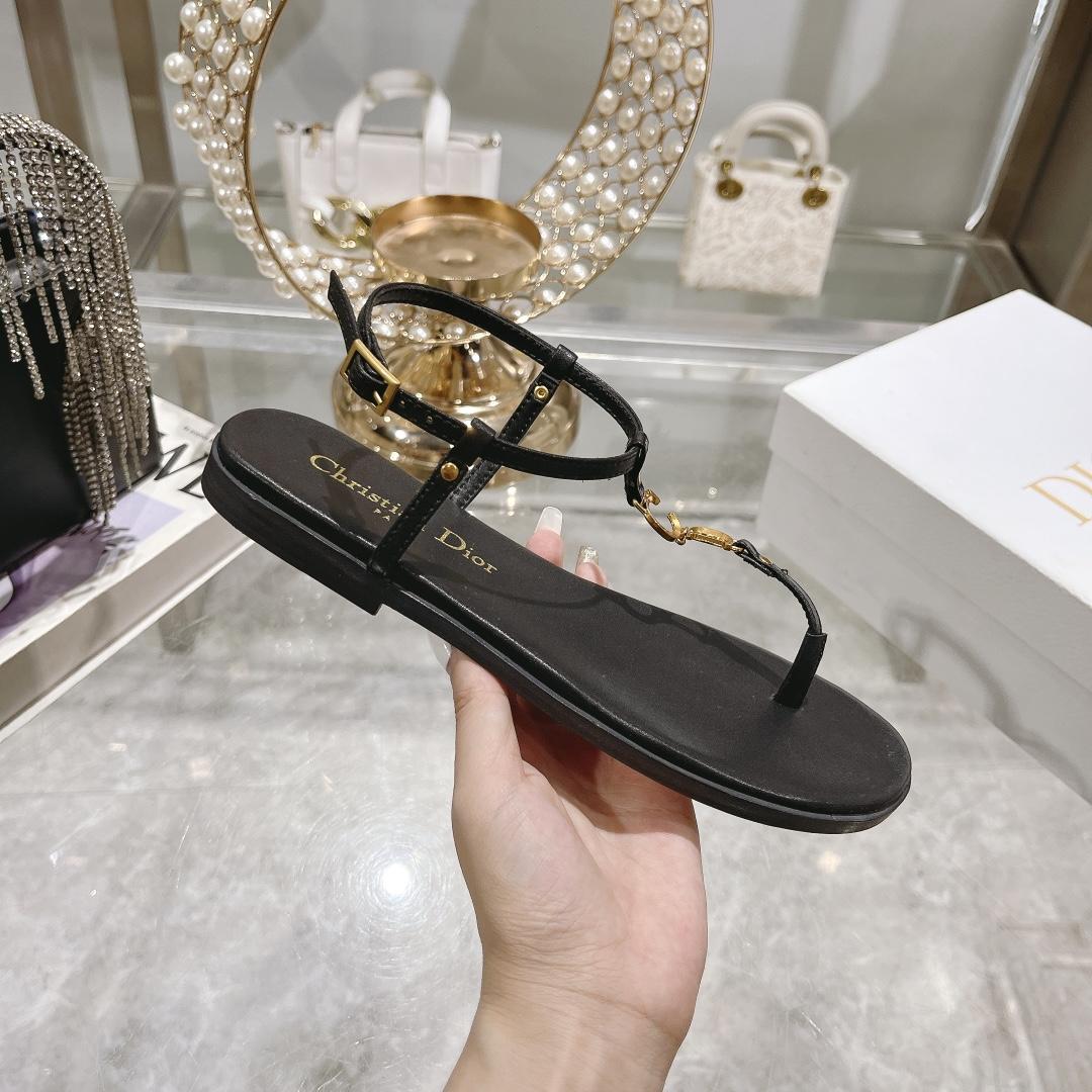 Dior Dioriviera C'est Dior Thong Sandal - FashionPlug
