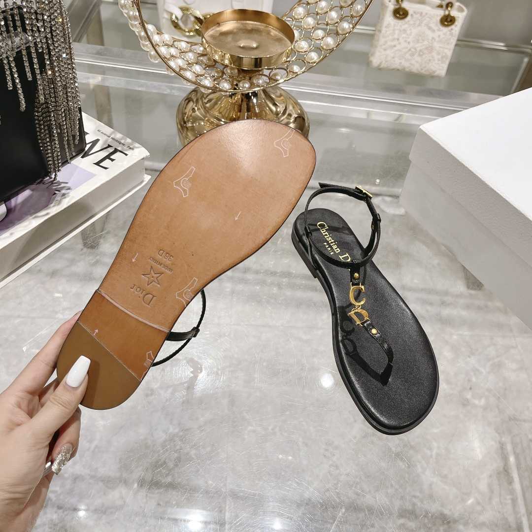 Dior Dioriviera C'est Dior Thong Sandal - FashionPlug