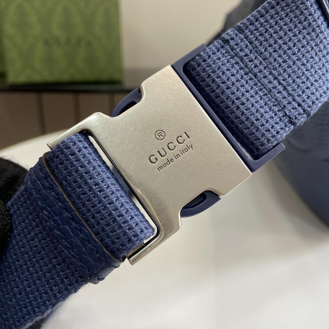 Gucci Jumbo GG Belt Bag - FashionPlug