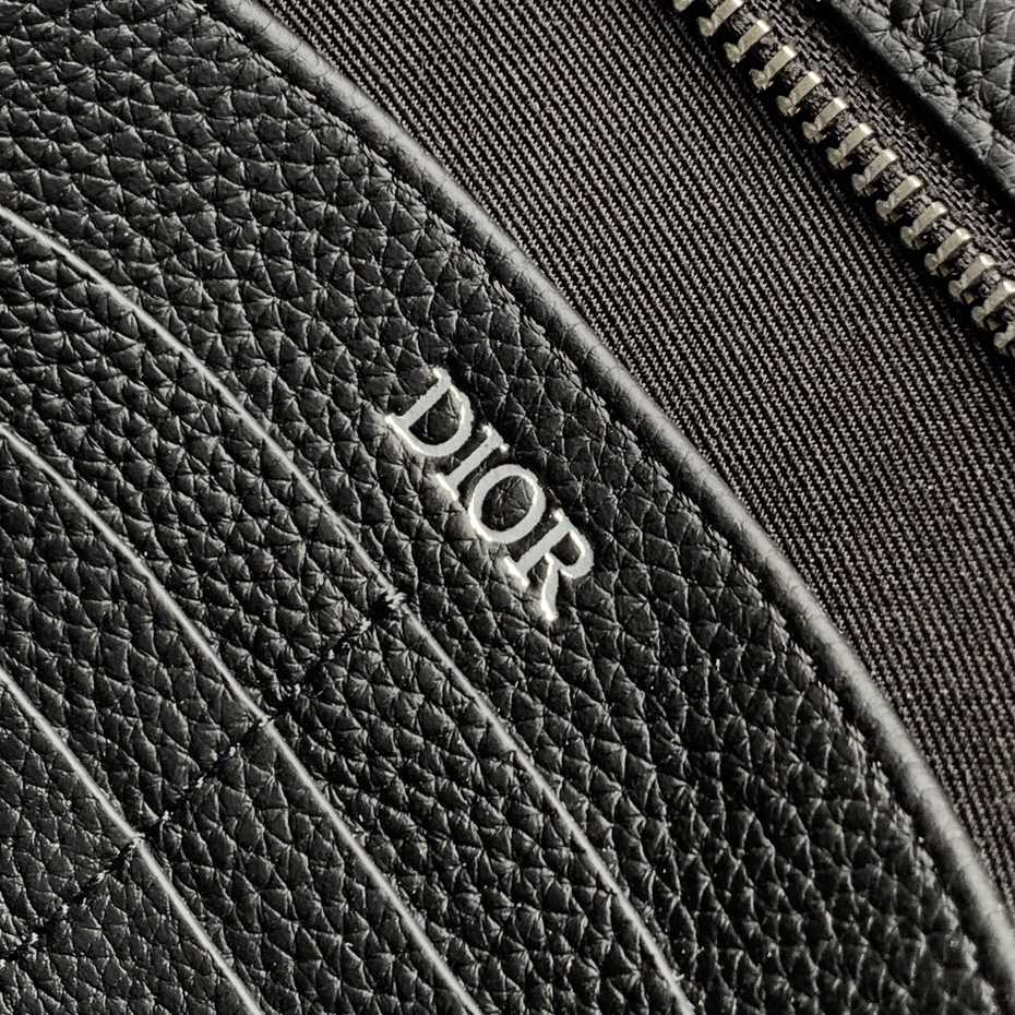 Dior A5 Triangle Pouch - FashionPlug