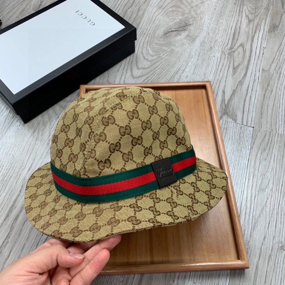 Gucci GG Bucket Hat - FashionPlug