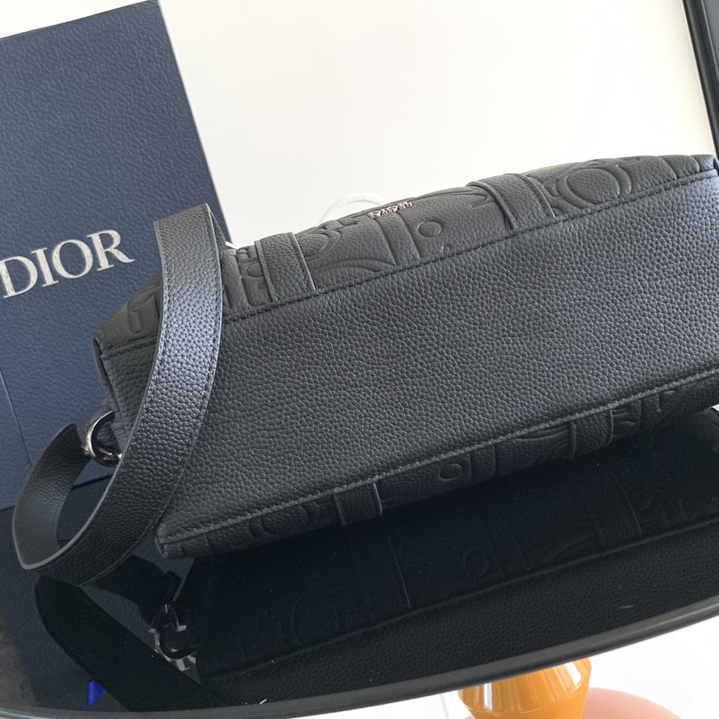 Dior Weekender 25 - FashionPlug