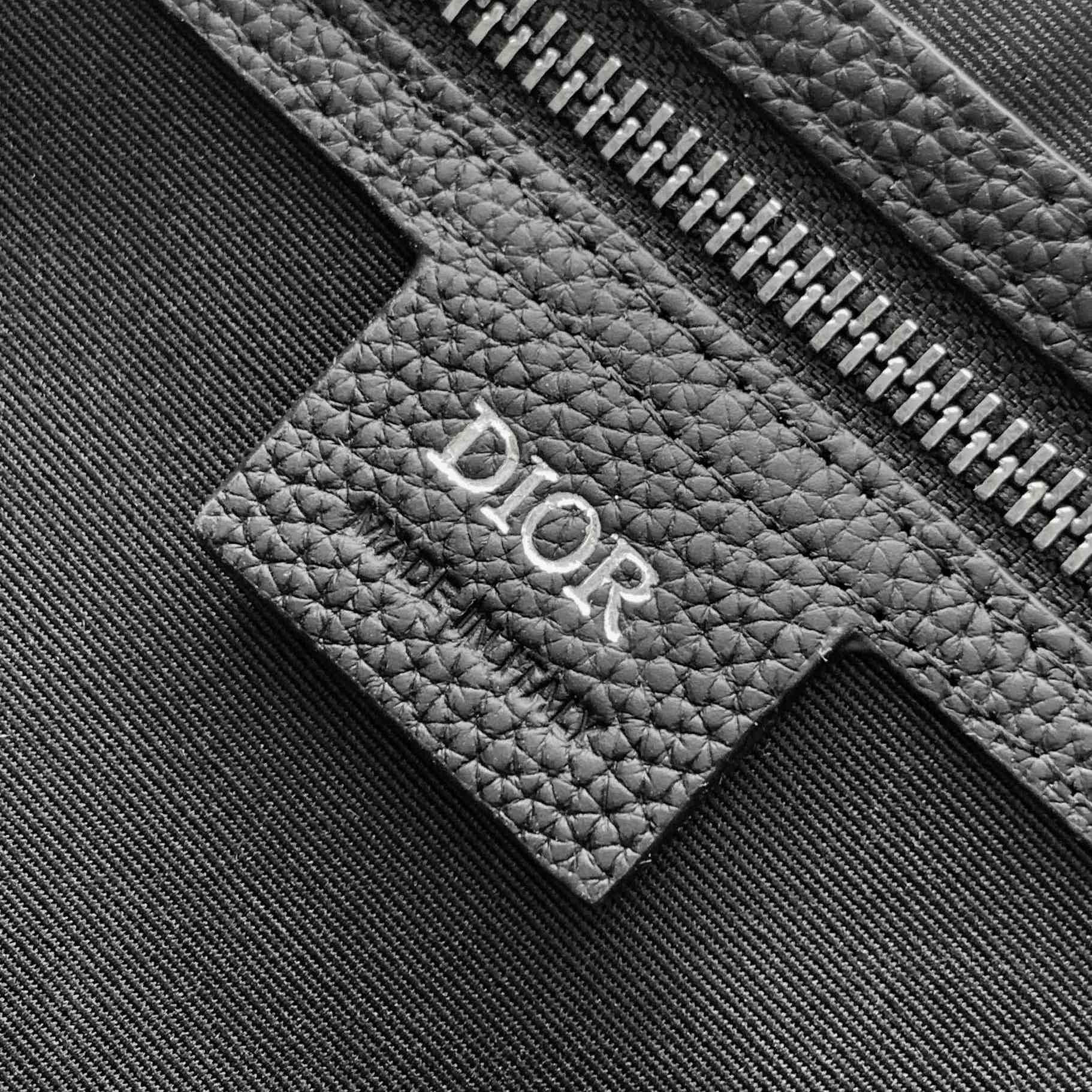 Dior Weekender 25 - FashionPlug