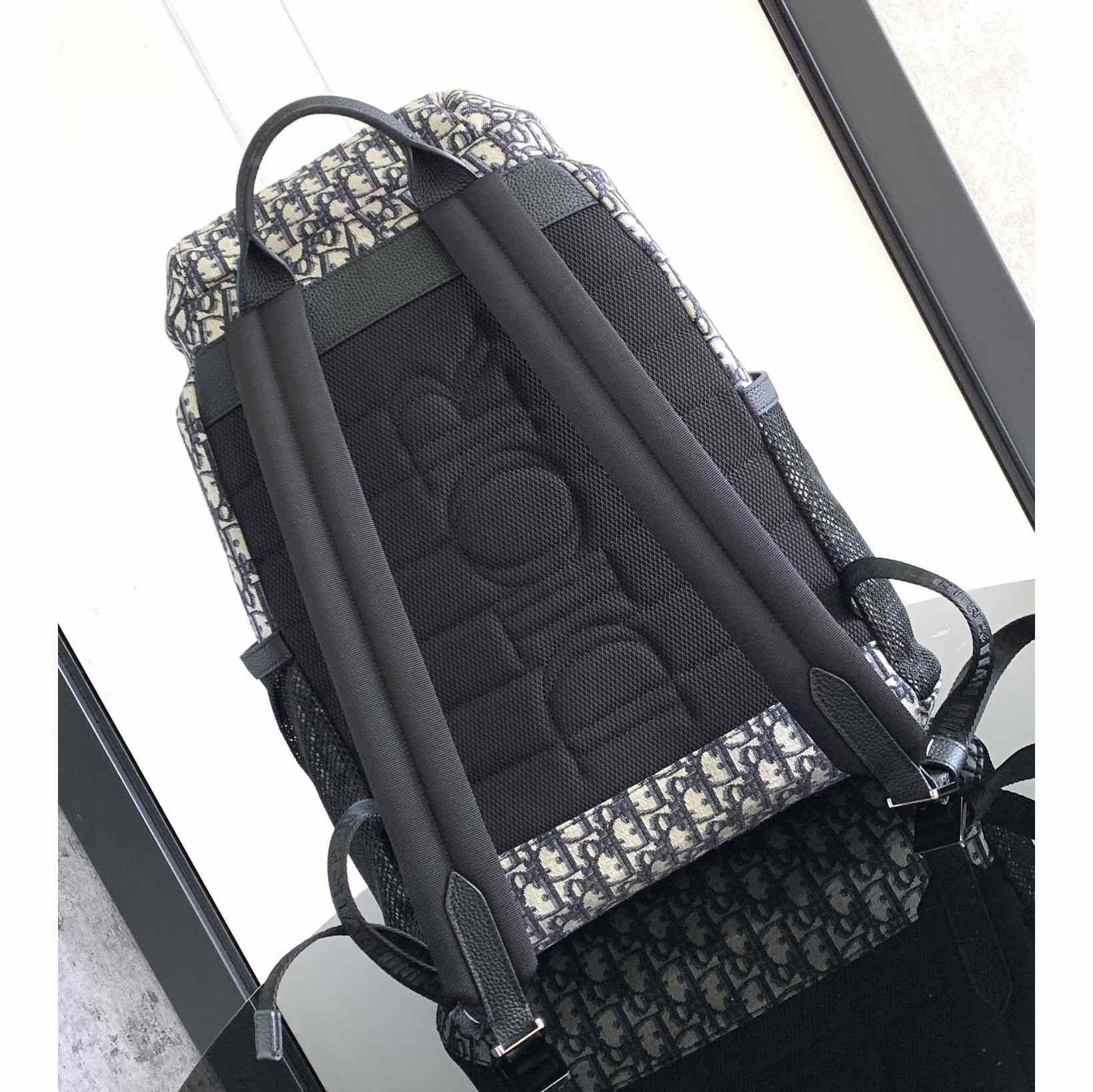 Dior 8 Backpack With Flap - FashionPlug