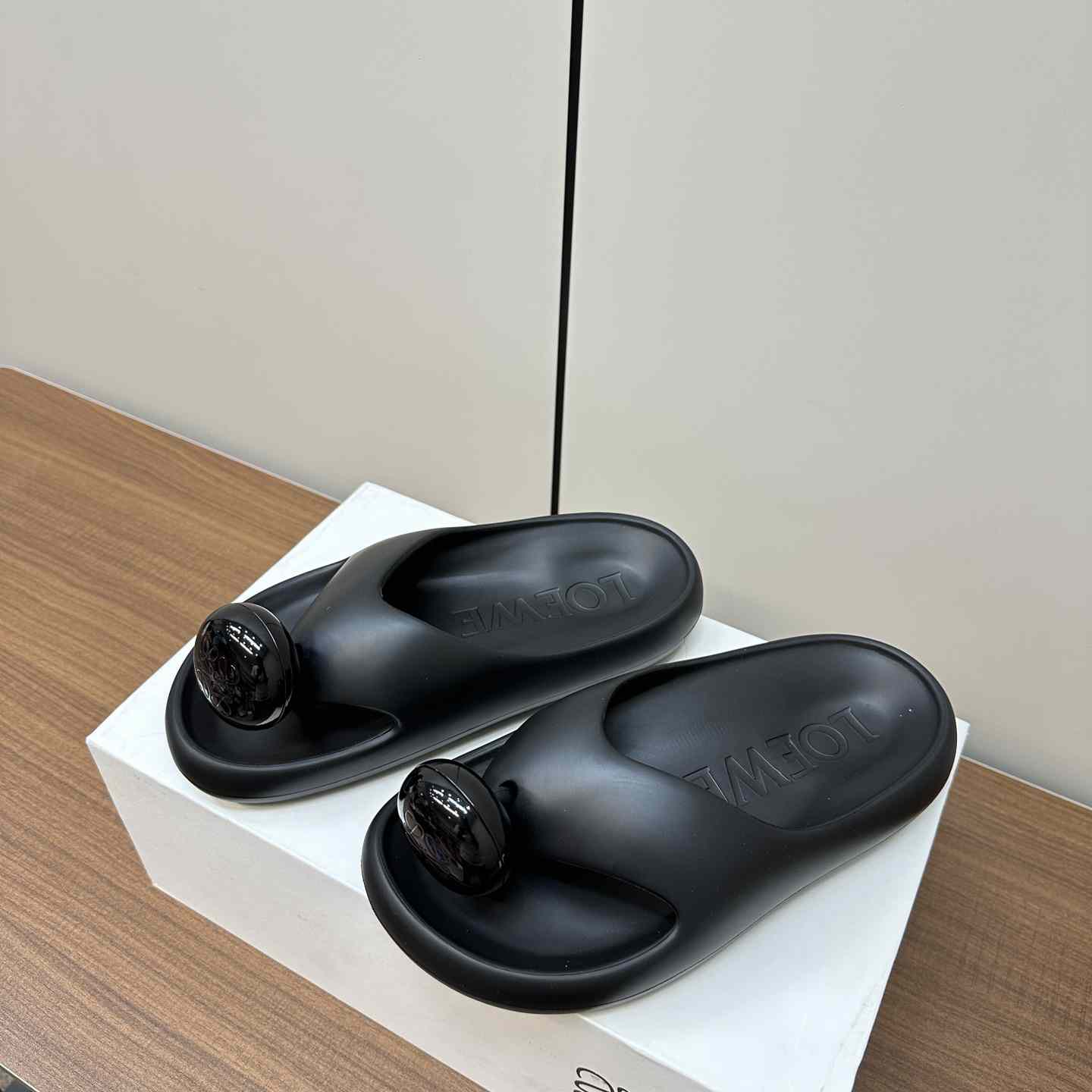 Loewe Paula's Ibiza Bubble Rubber Thong Sandals - FashionPlug
