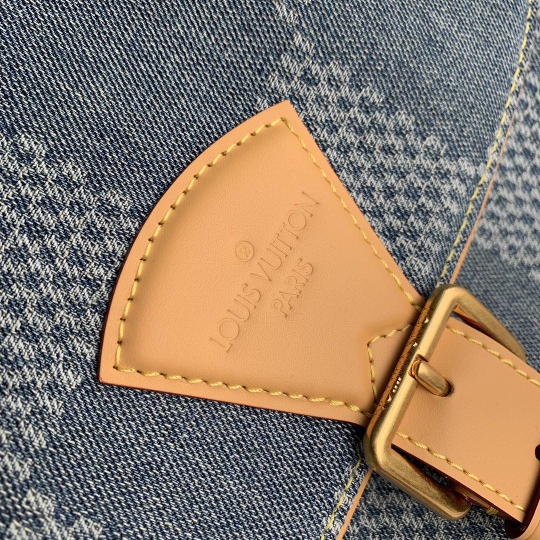 Louis Vuitton Montsouris Messenger MM   - FashionPlug