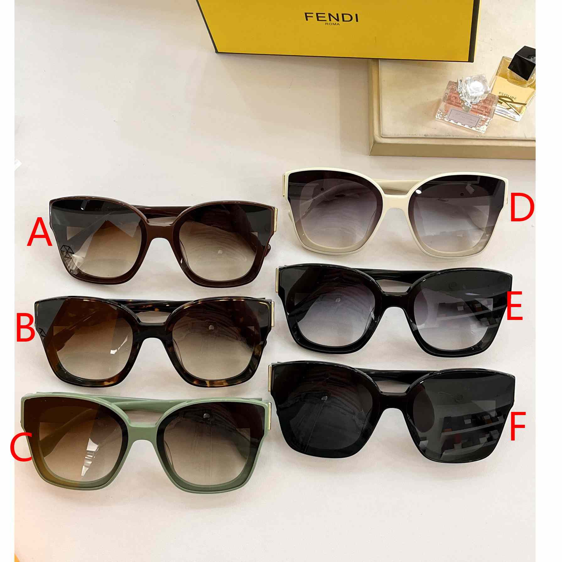 Fendi FE40098I Sunglasses - FashionPlug