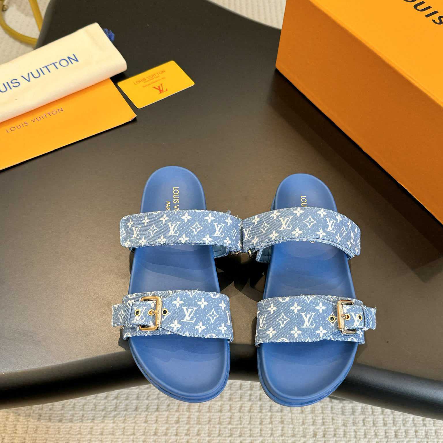 Louis Vuitton Bom Dia Flat Comfort Mule  1AD1BI - FashionPlug