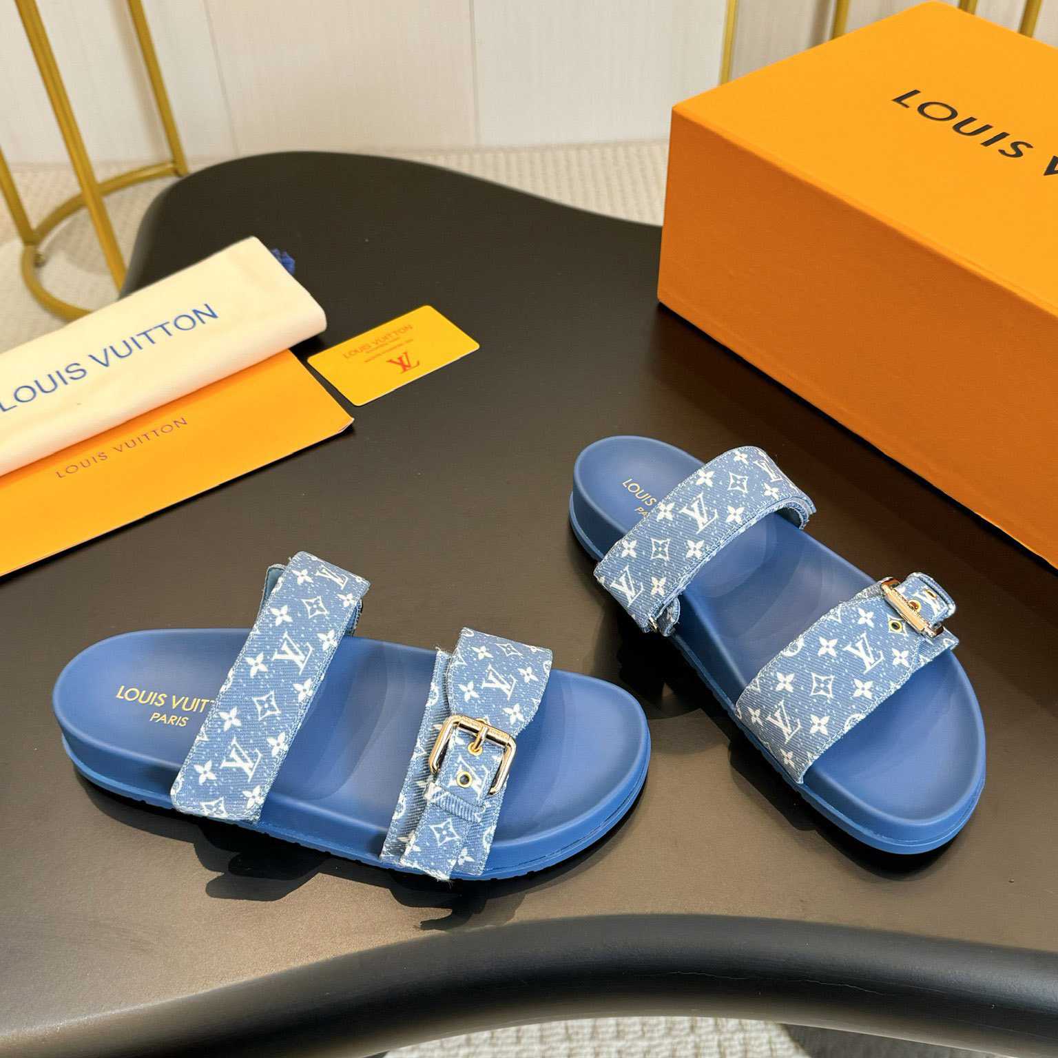 Louis Vuitton Bom Dia Flat Comfort Mule  1AD1BI - FashionPlug
