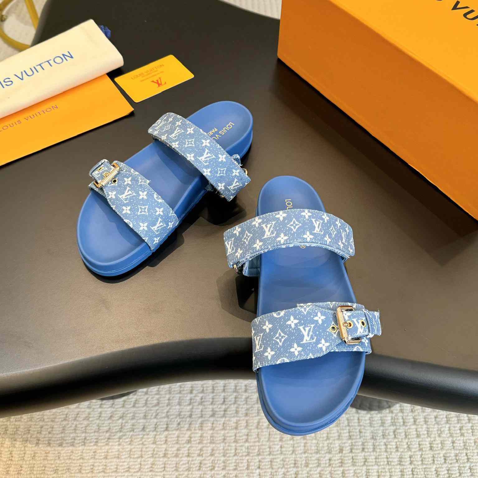 Louis Vuitton Bom Dia Flat Comfort Mule  1AD1BI - FashionPlug