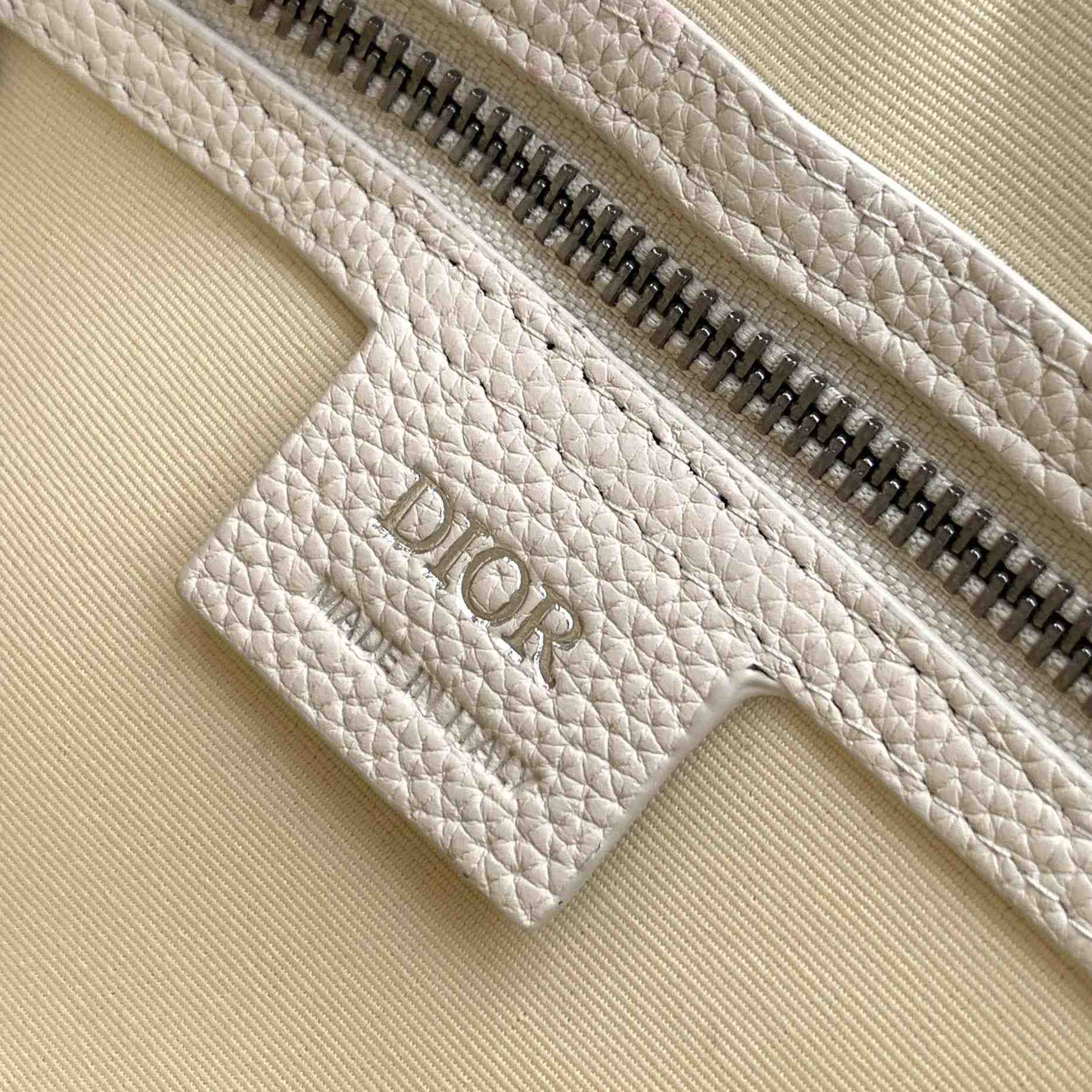 Dior Weekender 25 - FashionPlug