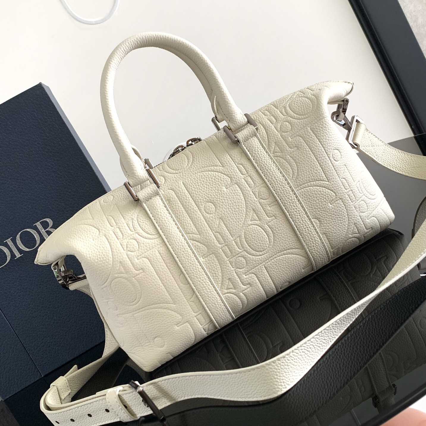 Dior Weekender 25 - FashionPlug