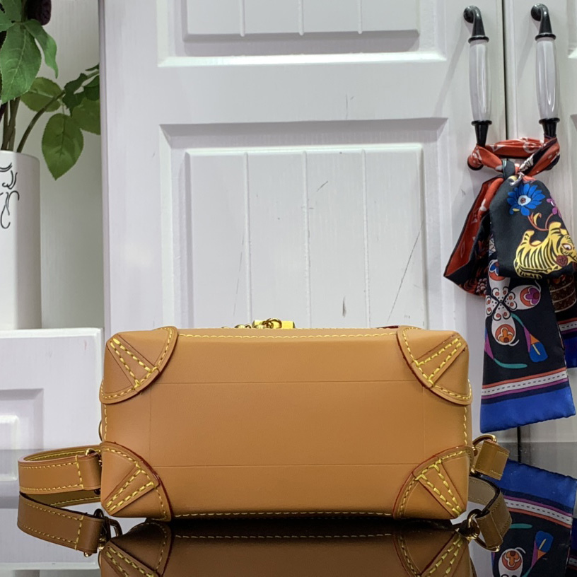 Louis Vuitton Steamer 15   M11630 - FashionPlug
