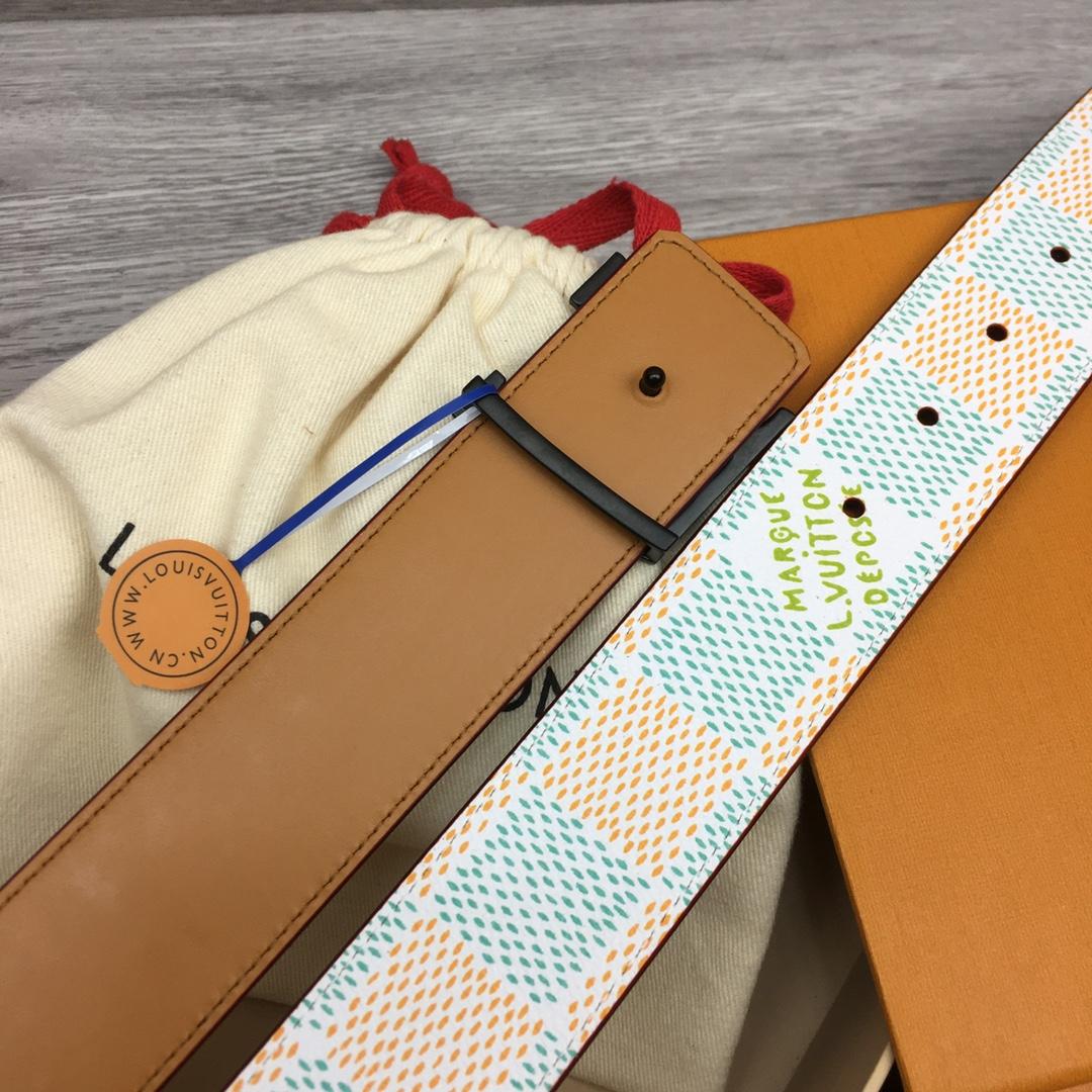 Louis Vuitton LV Initiales 40mm Reversible Belt - FashionPlug