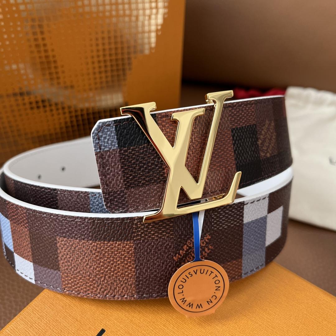 Louis Vuitton LV Initiales 40mm Reversible Belt - FashionPlug