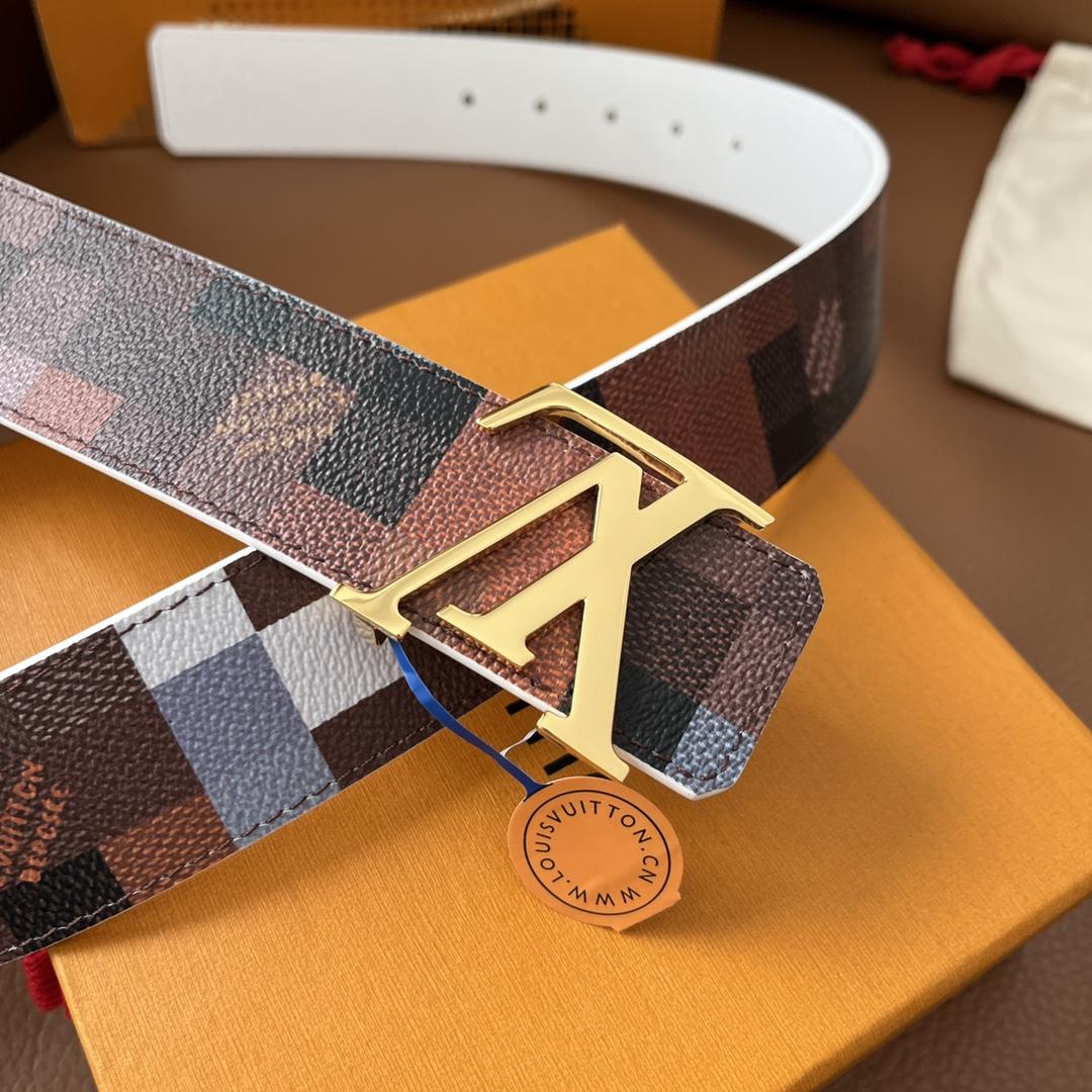 Louis Vuitton LV Initiales 40mm Reversible Belt - FashionPlug