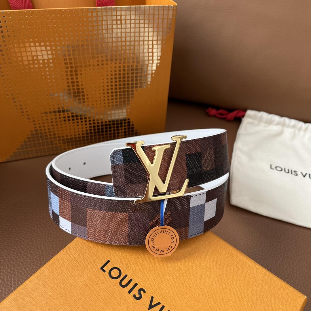Louis Vuitton LV Initiales 40mm Reversible Belt - FashionPlug