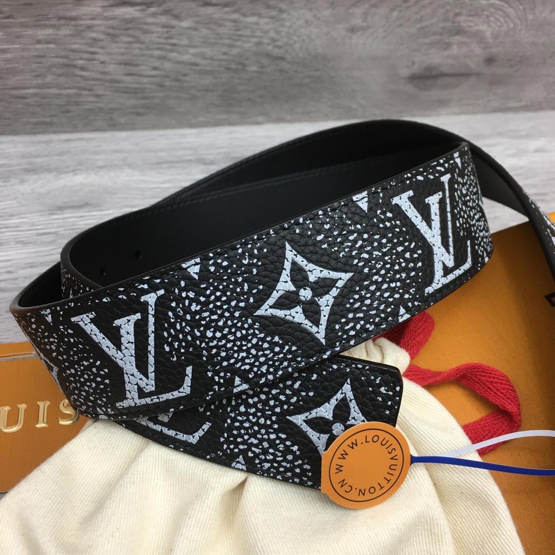 Louis Vuitton 40mm Reversible Belt - FashionPlug