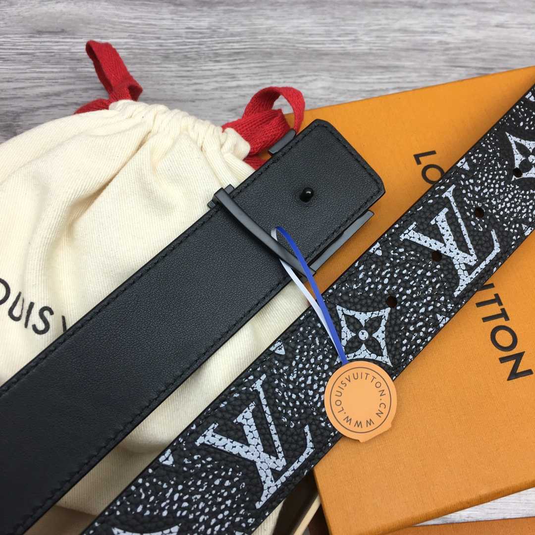 Louis Vuitton 40mm Reversible Belt - FashionPlug