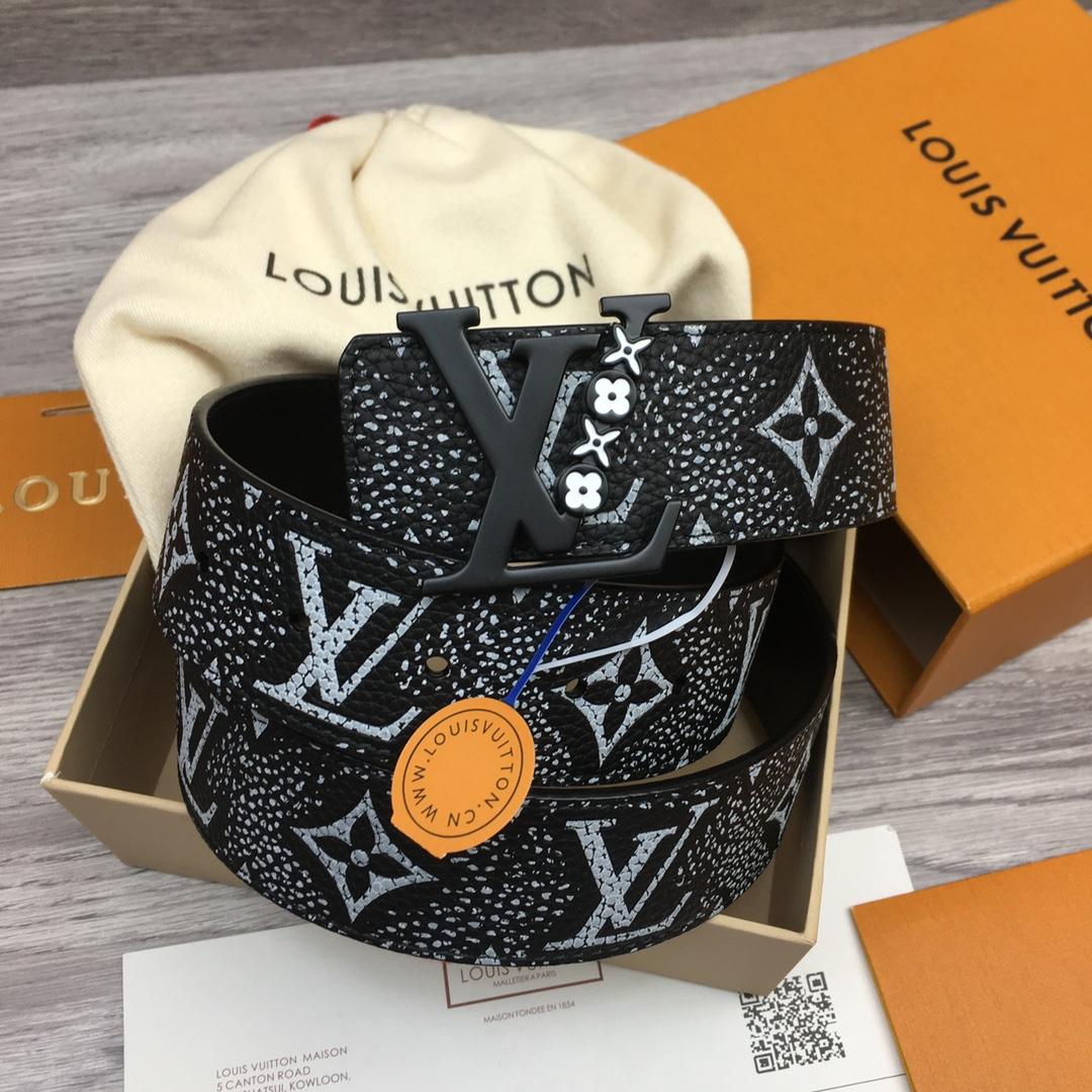 Louis Vuitton 40mm Reversible Belt - FashionPlug