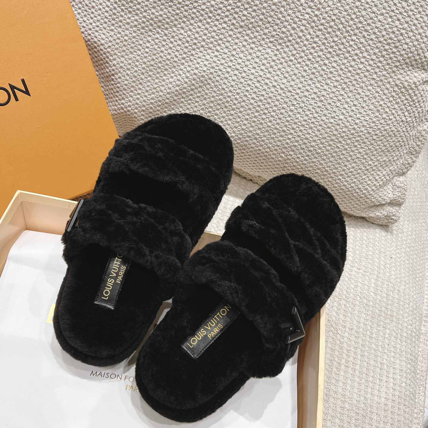 Louis Vuitton LV Sunset Platform Comfort Mule   1ACTV7 - FashionPlug