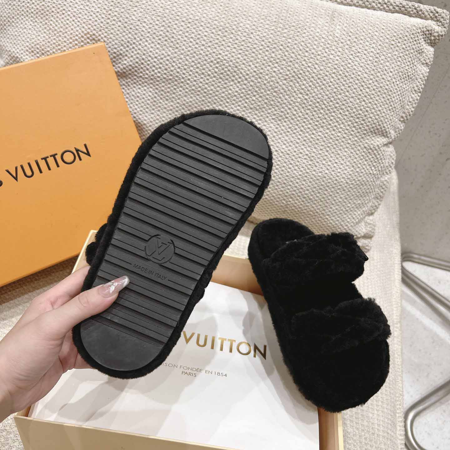 Louis Vuitton LV Sunset Platform Comfort Mule   1ACTV7 - FashionPlug
