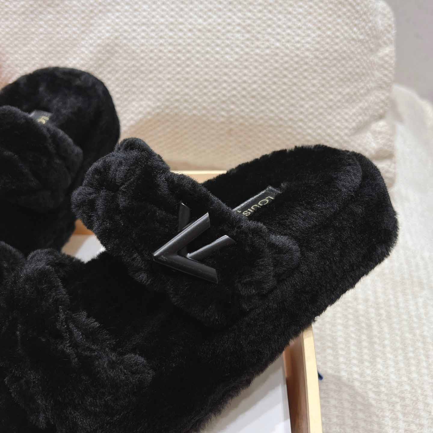 Louis Vuitton LV Sunset Platform Comfort Mule   1ACTV7 - FashionPlug
