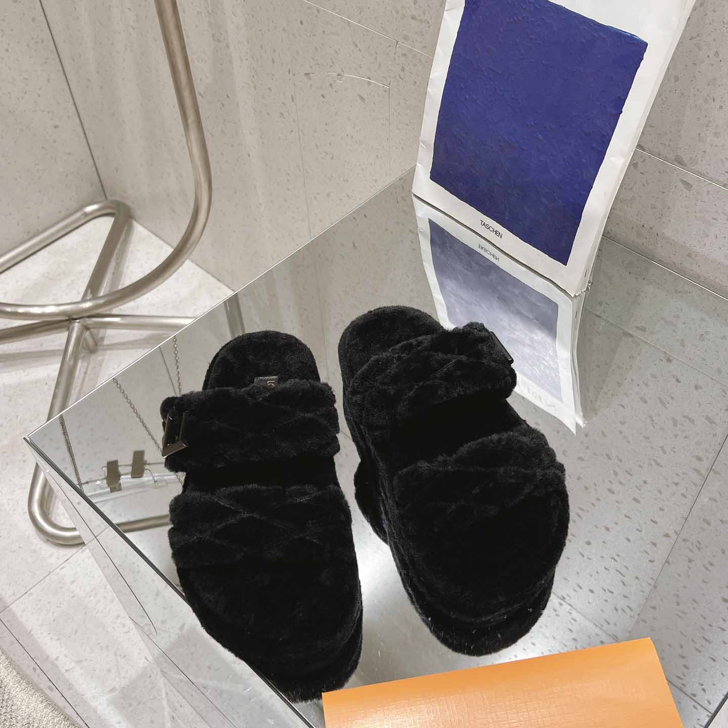 Louis Vuitton LV Sunset Platform Comfort Mule   1ACTV7 - FashionPlug