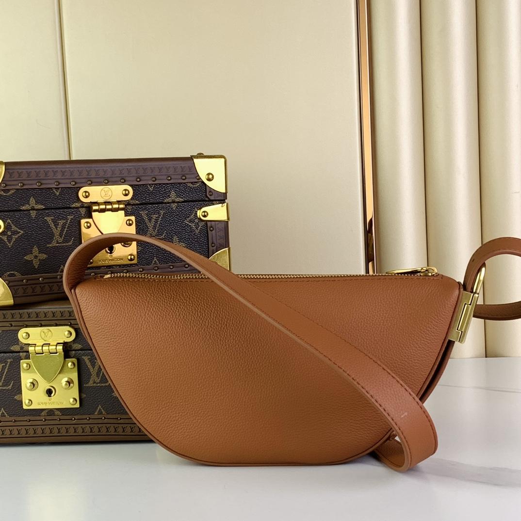 Louis Vuitton Low Key Bumbag   M83546 - FashionPlug