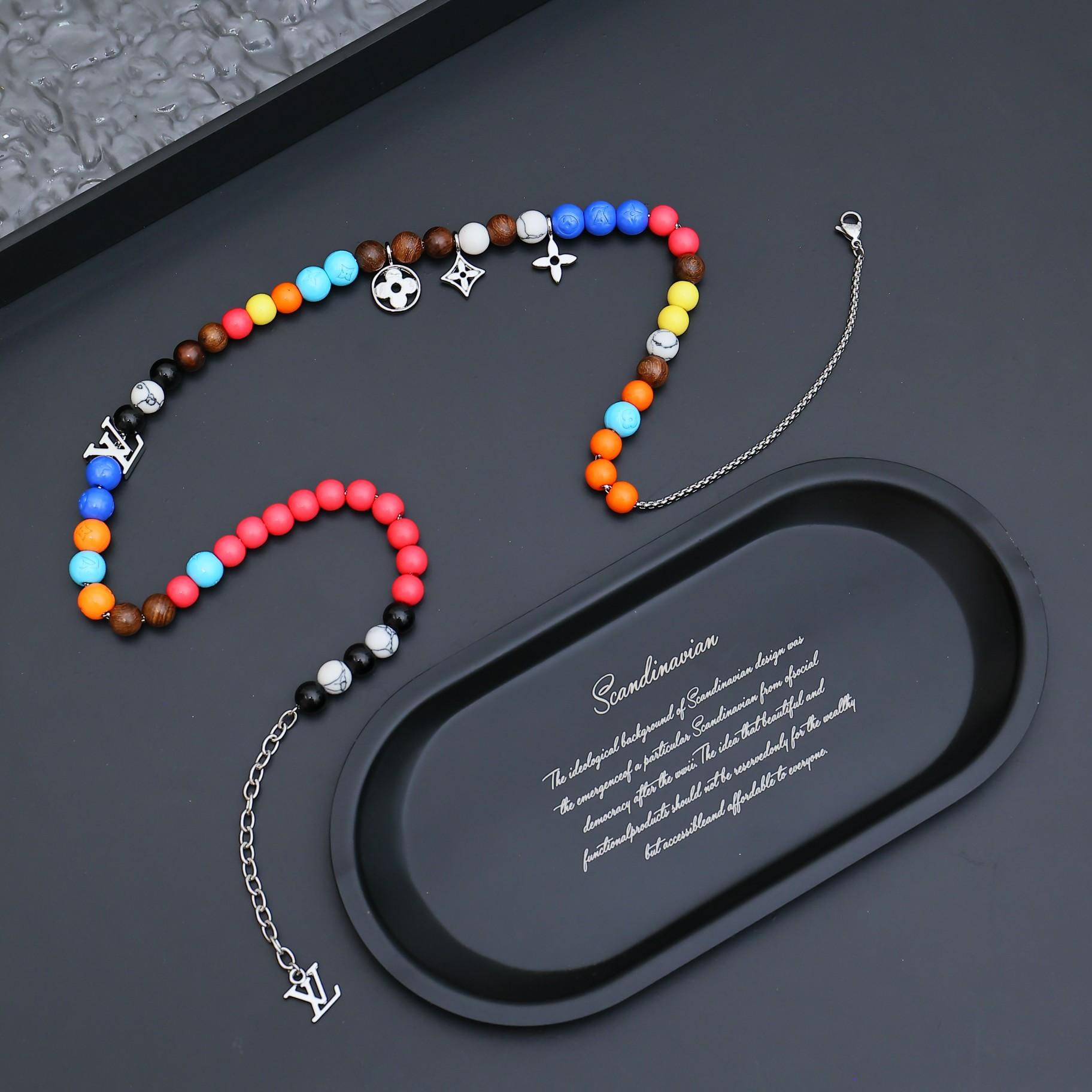 Louis Vuitton LVSurfin ' Beads Necklace    MO1891 - FashionPlug