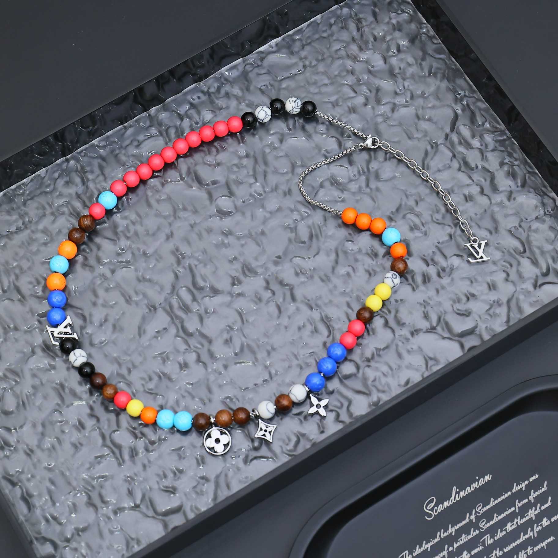 Louis Vuitton LVSurfin ' Beads Necklace    MO1891 - FashionPlug