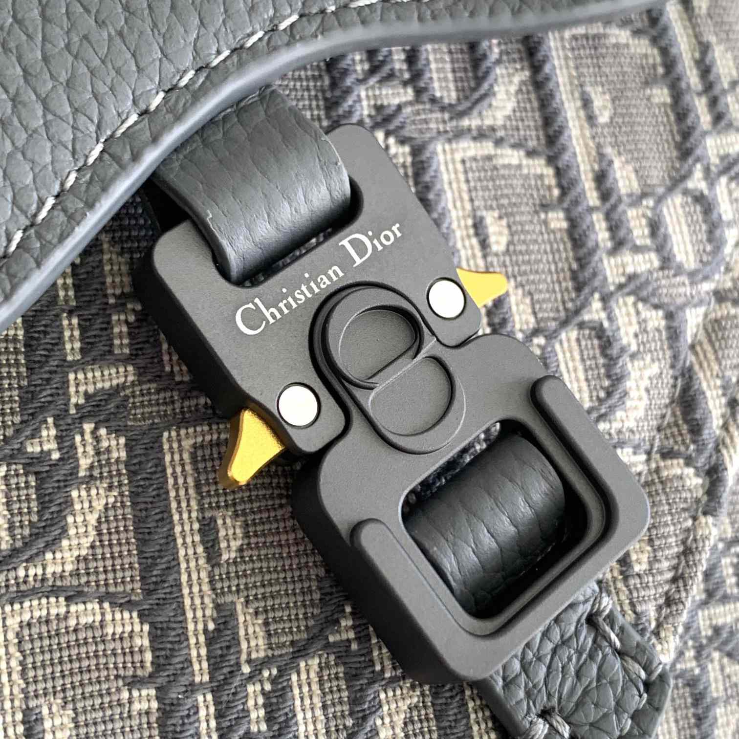 Dior Saddle Messenger Bag - FashionPlug
