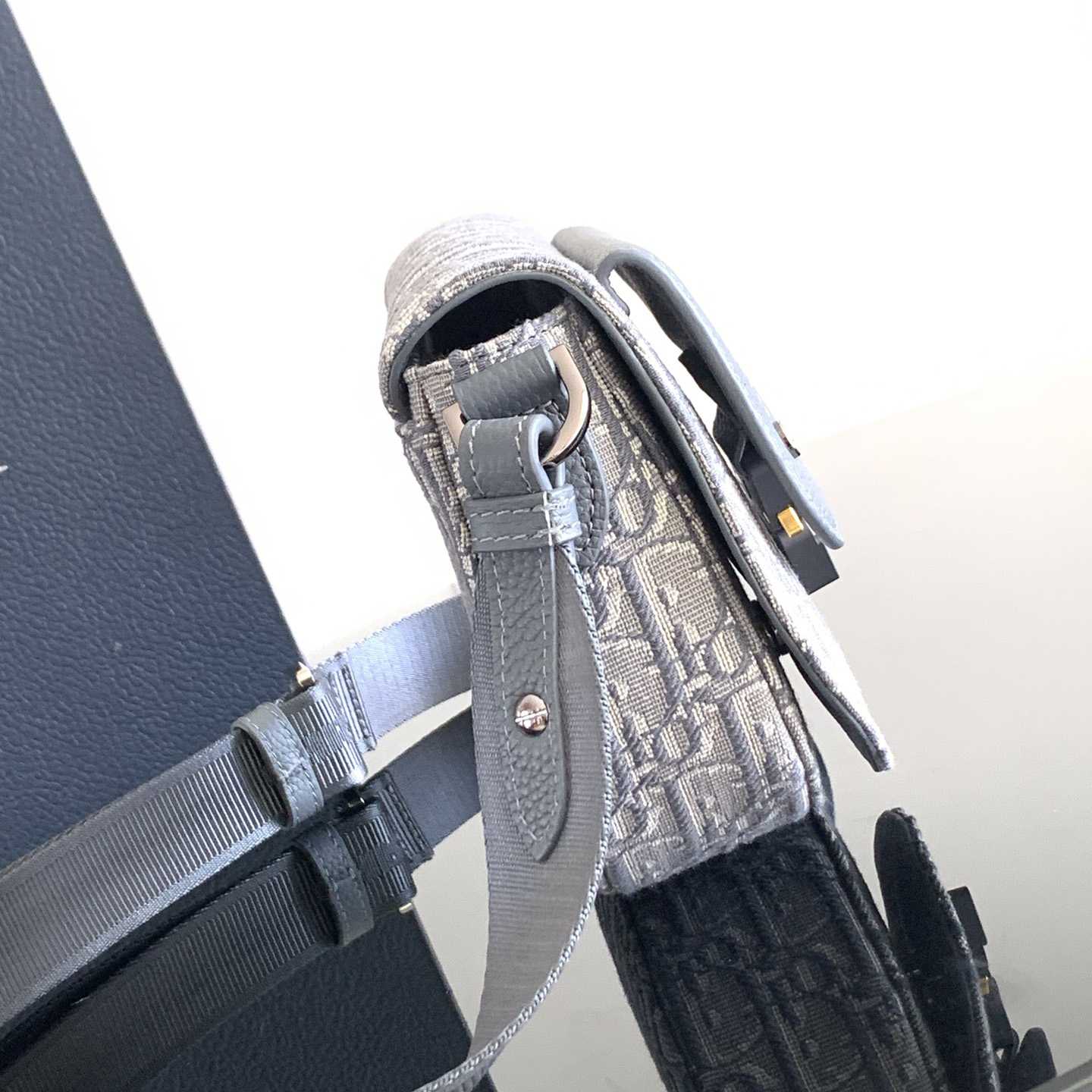 Dior Saddle Messenger Bag - FashionPlug