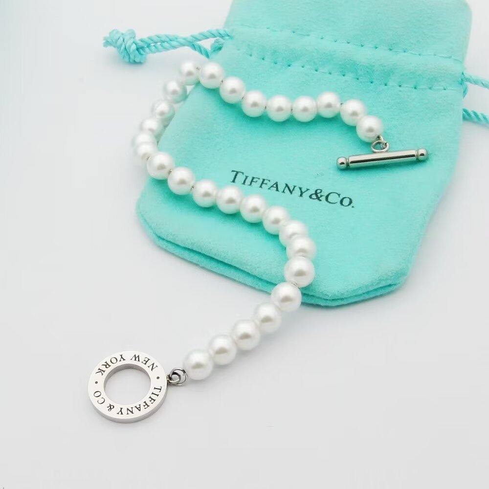 Tiffany & Co. Freshwater Pearl Toggle Bracelet - FashionPlug