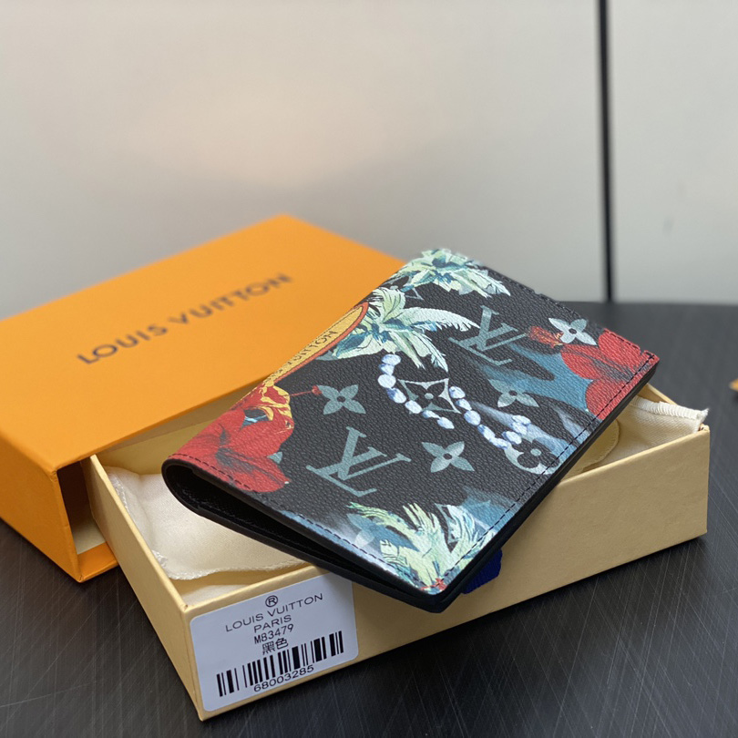 Louis Vuitton Passport Cover  M83479 - FashionPlug