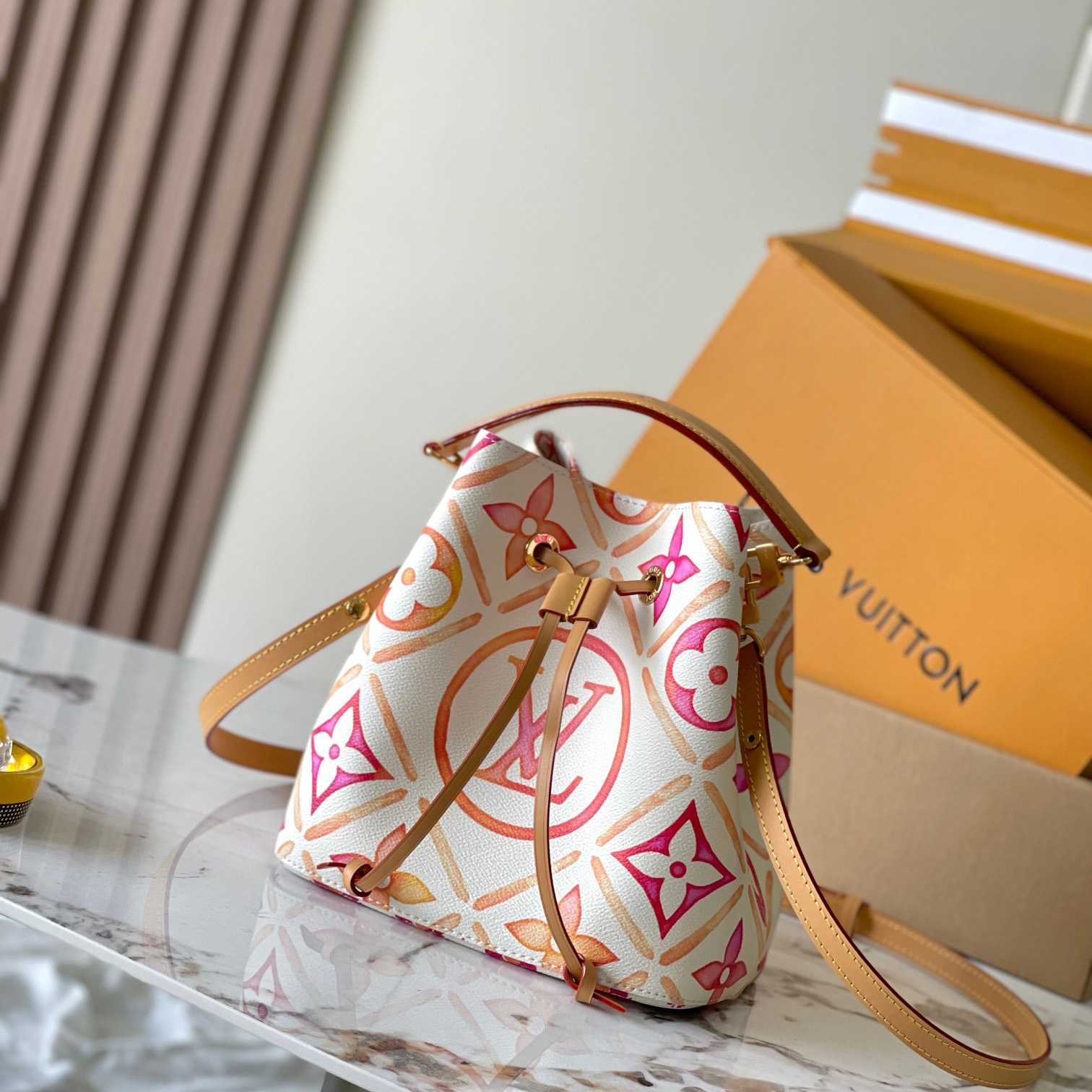 Louis Vuitton Néonoé BB   M25315 - FashionPlug