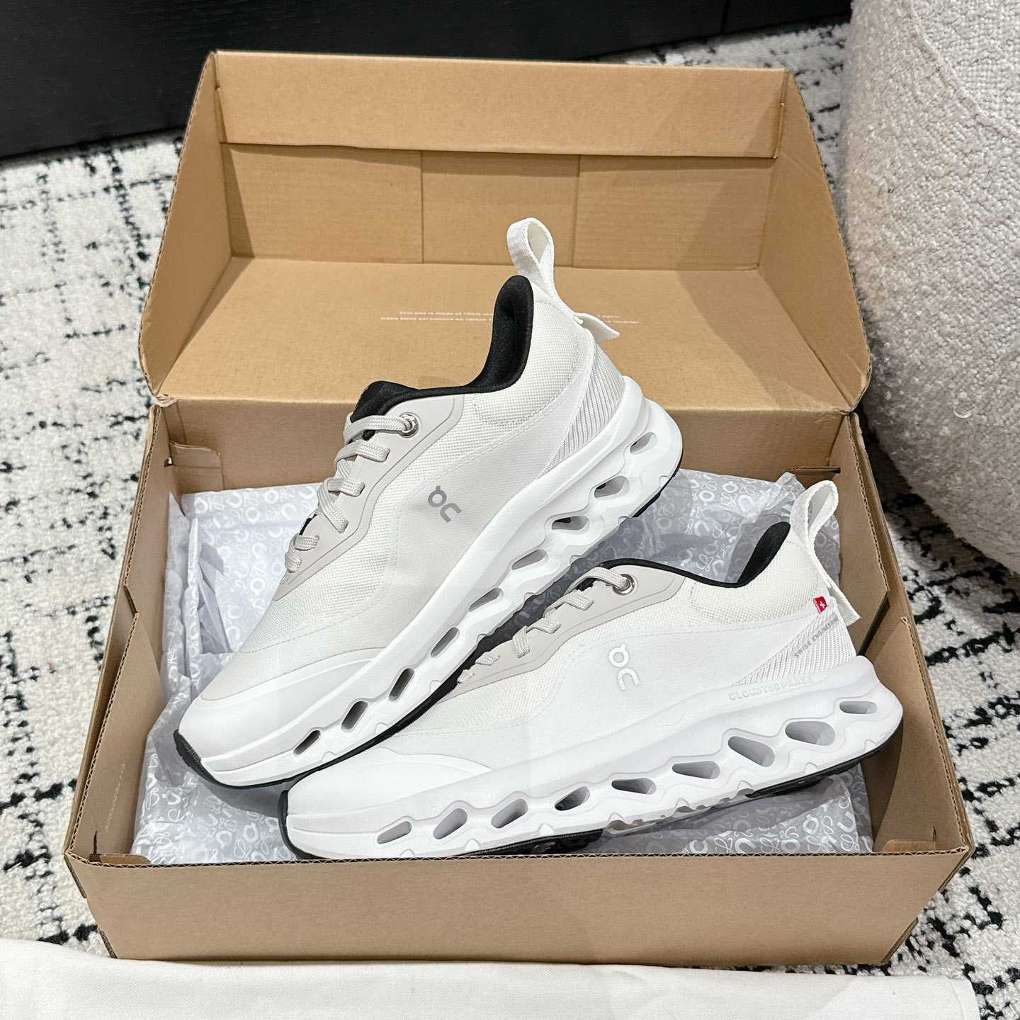 Loewe Cloudtilt 2.0 Sneaker - FashionPlug