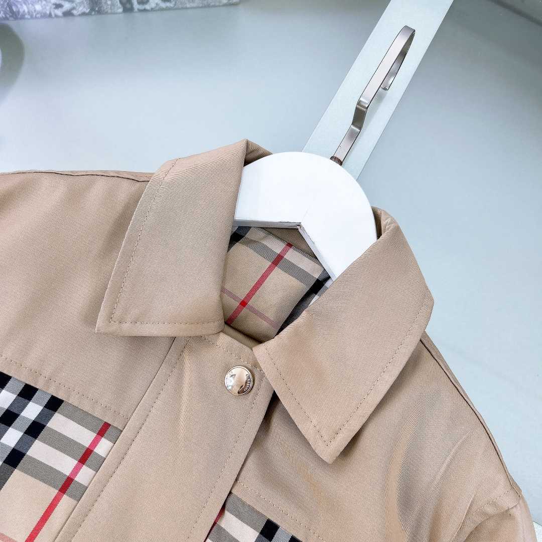 Burberry Kid's Jacket - FashionPlug