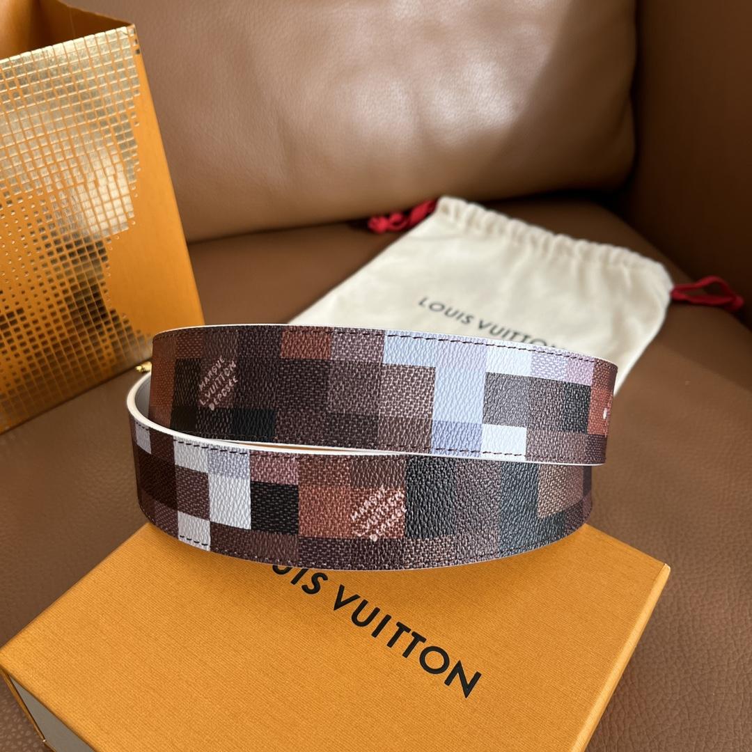 Louis Vuitton LV Initiales 40mm Reversible Belt - FashionPlug