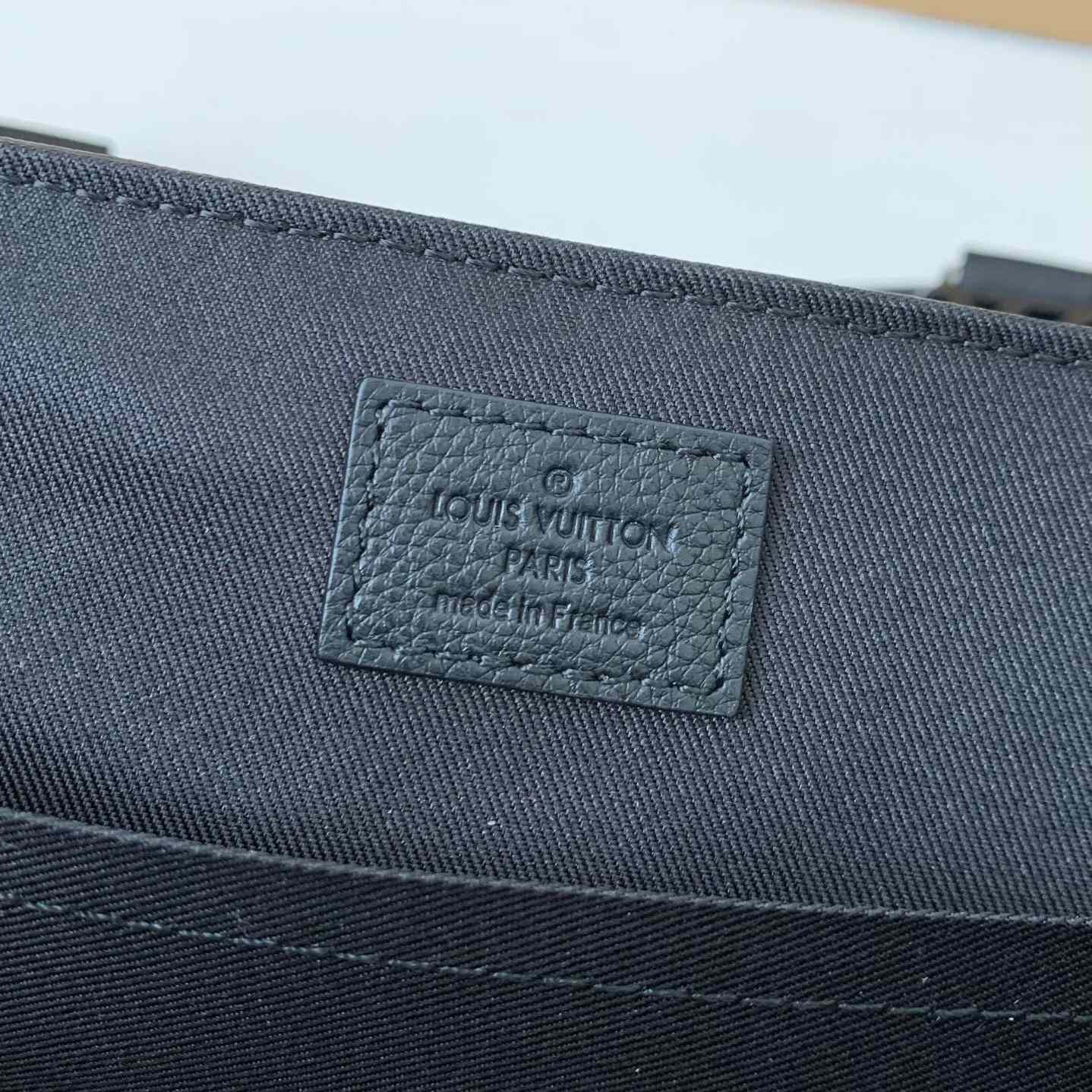 Louis Vuitton Messenger Voyager PM   M25121 - FashionPlug