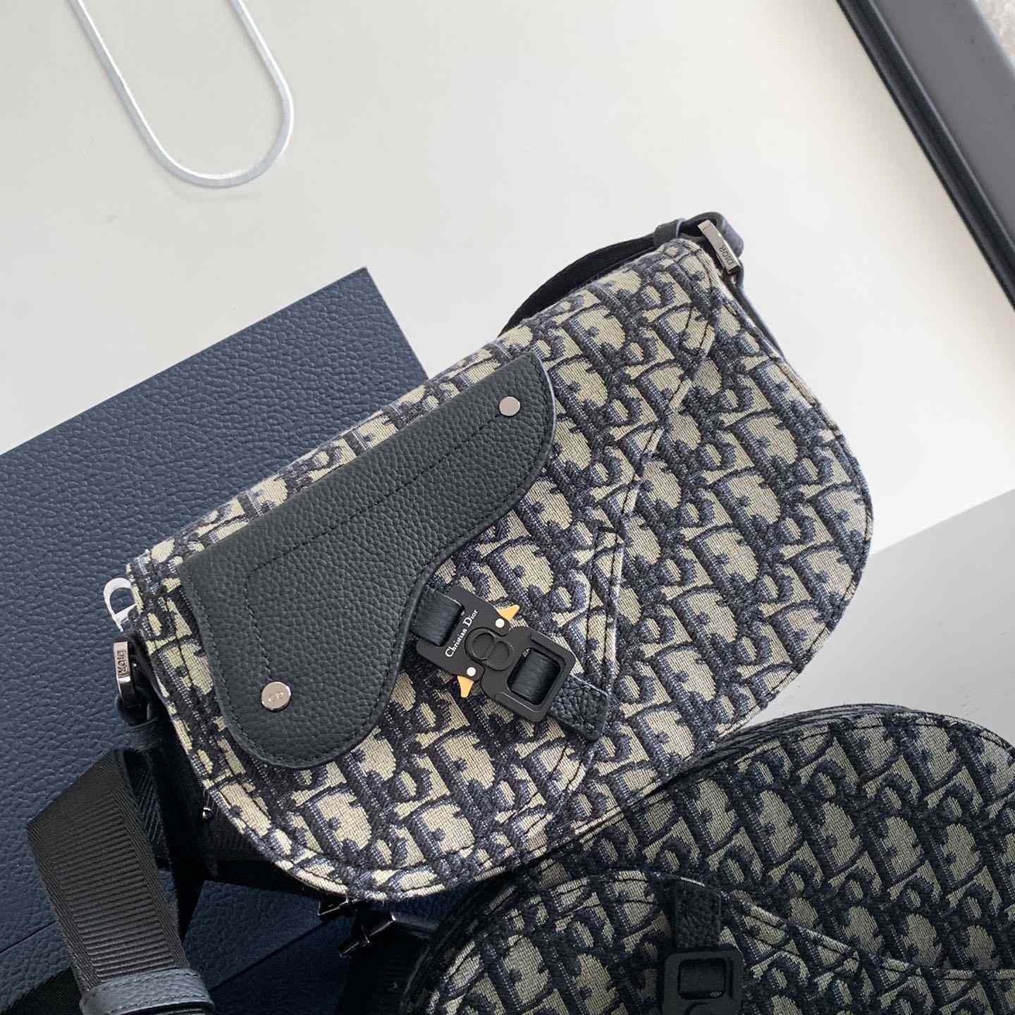 Dior Saddle Messenger Bag - FashionPlug
