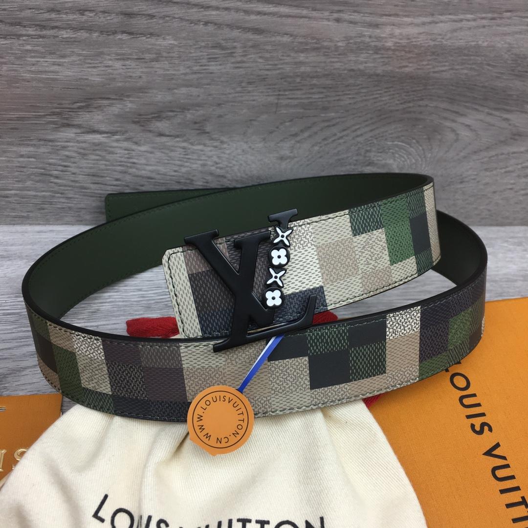 Louis Vuitton 40mm Reversible Belt - FashionPlug