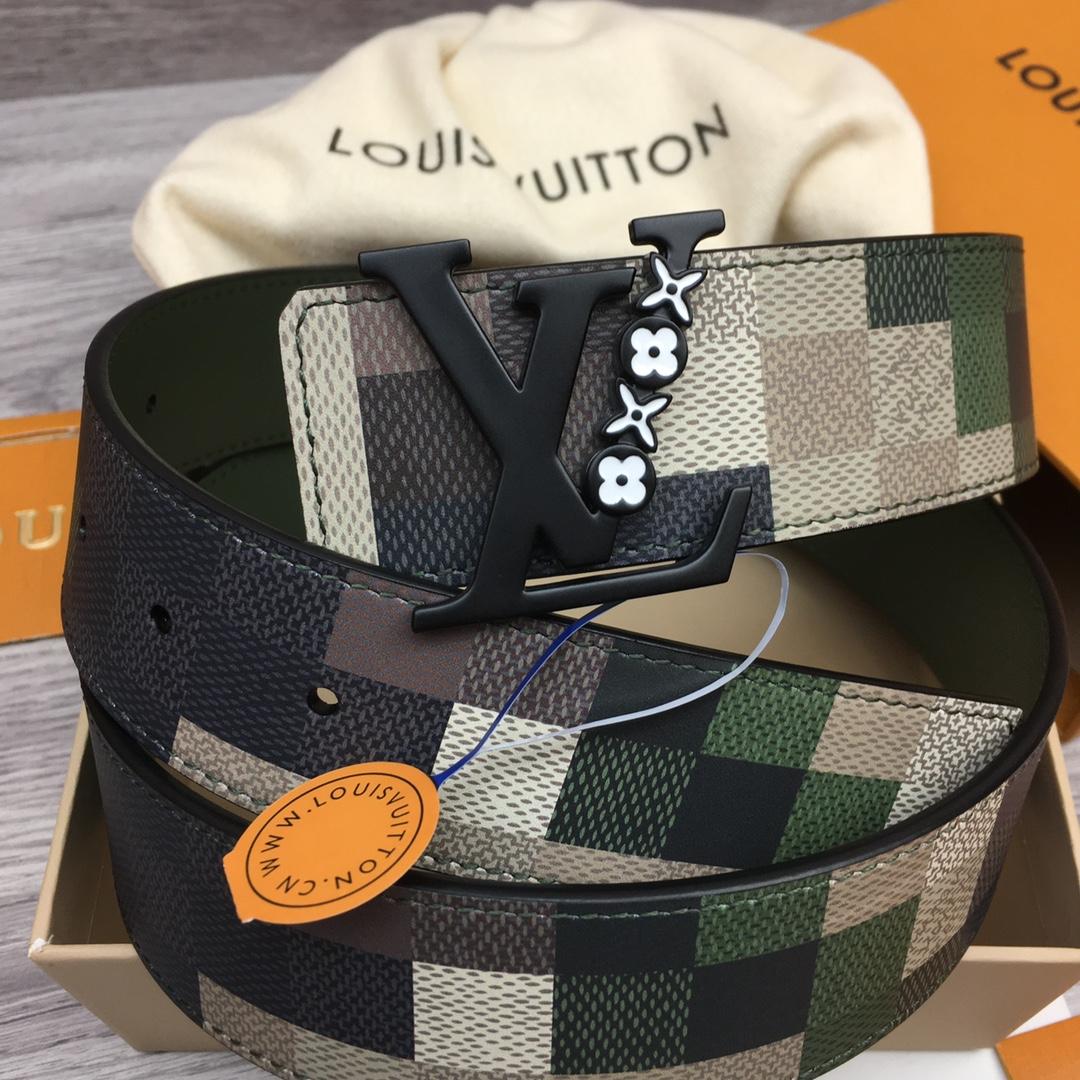 Louis Vuitton 40mm Reversible Belt - FashionPlug