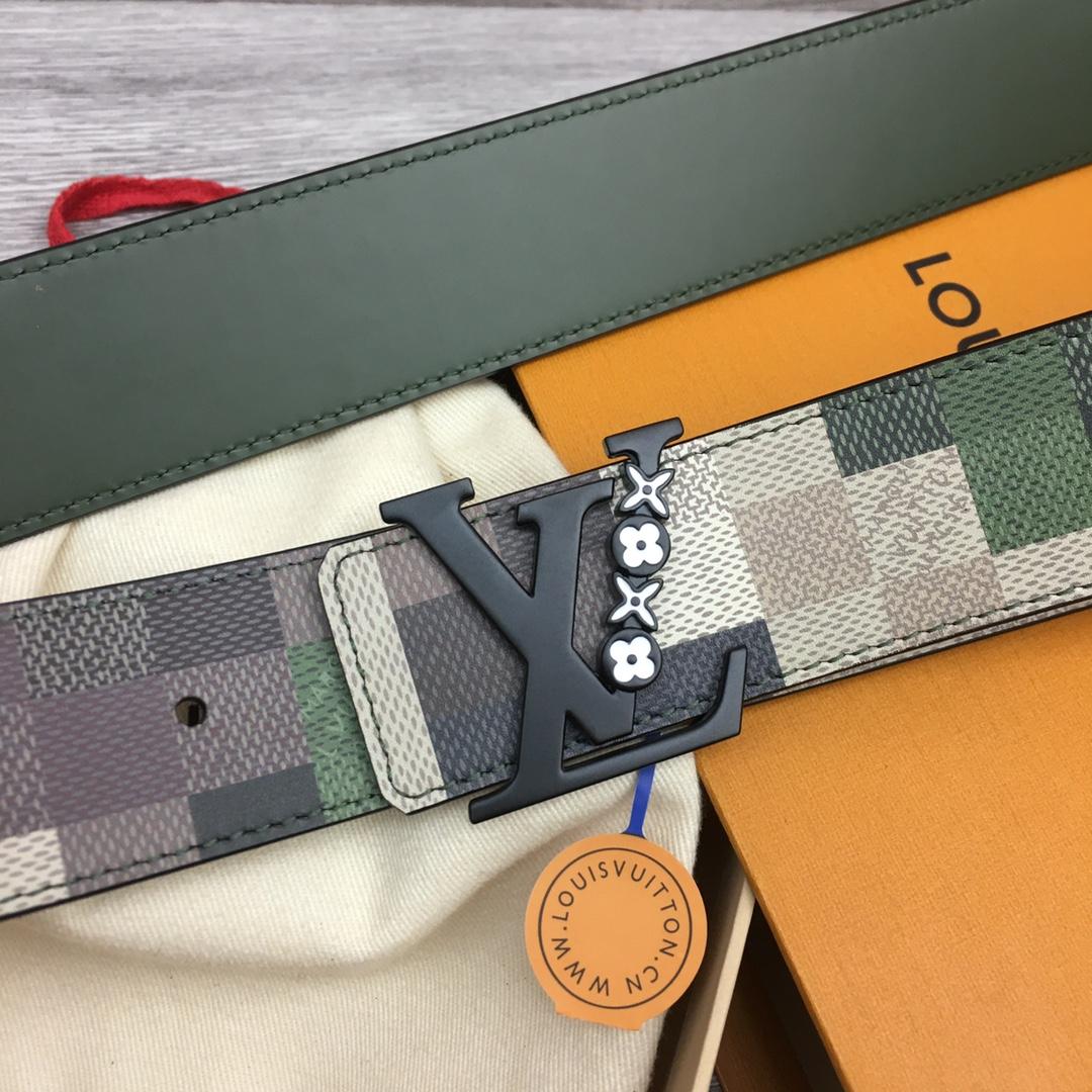 Louis Vuitton 40mm Reversible Belt - FashionPlug