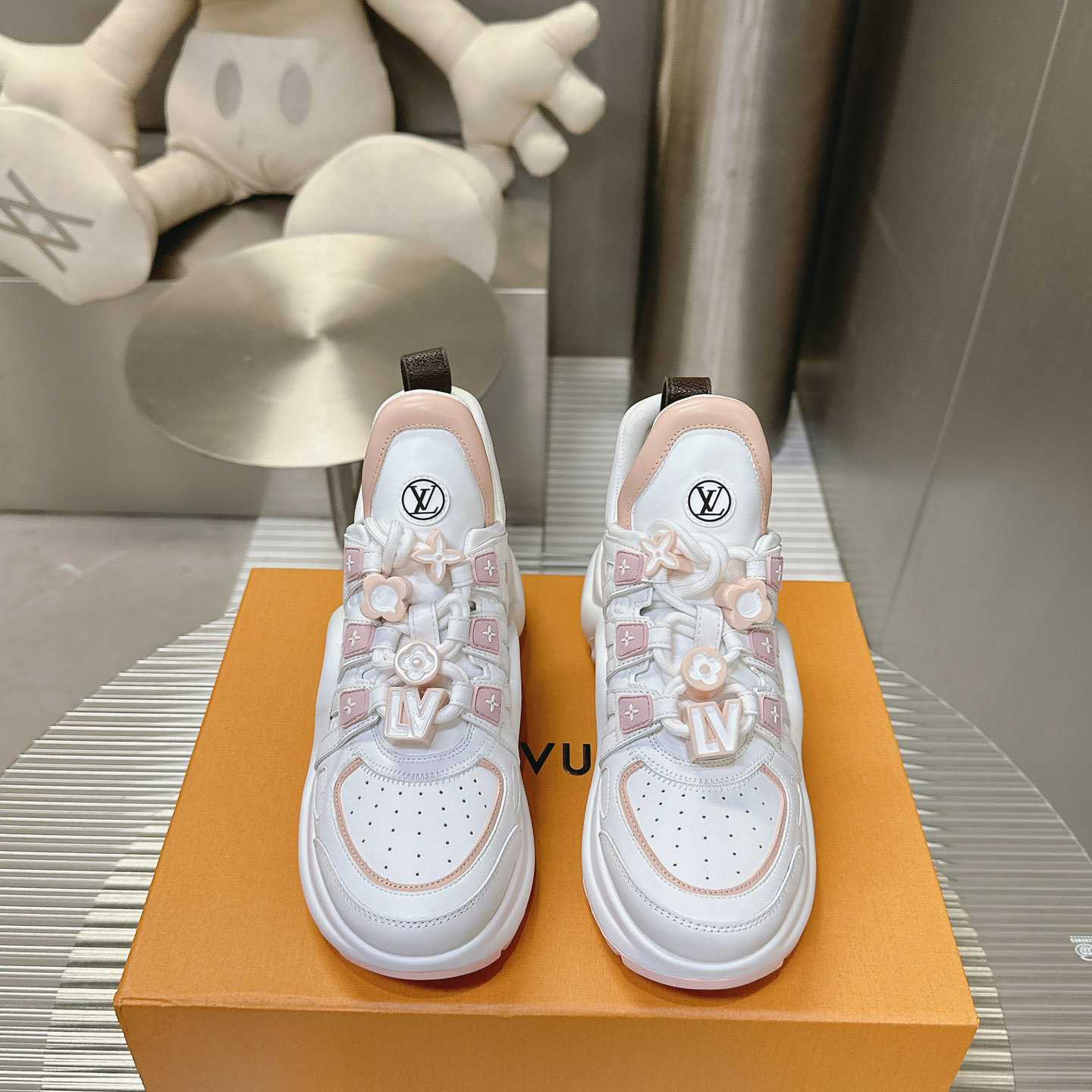 Louis Vuitton LV Archlight Sneaker   1AD28A - FashionPlug