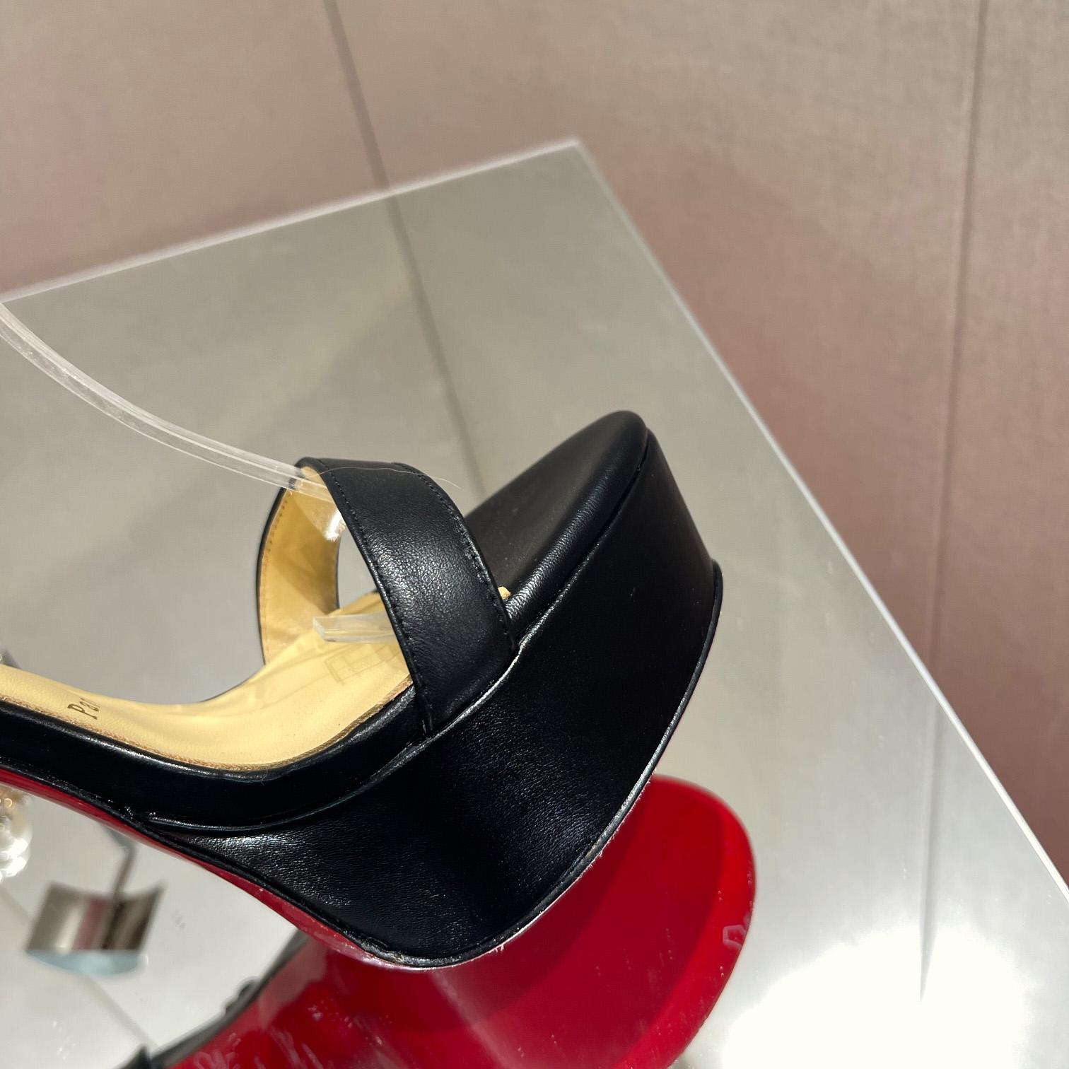 Christian Louboutin Loubi Queen Alta 150 Leather Platform Sandals - FashionPlug