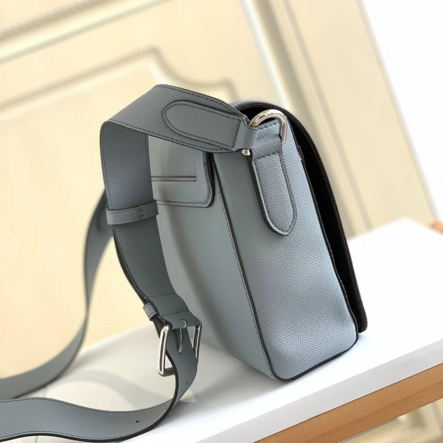 Louis Vuitton New Flap Messenger (28.3 x 18.3 x 4.3 cm) - FashionPlug