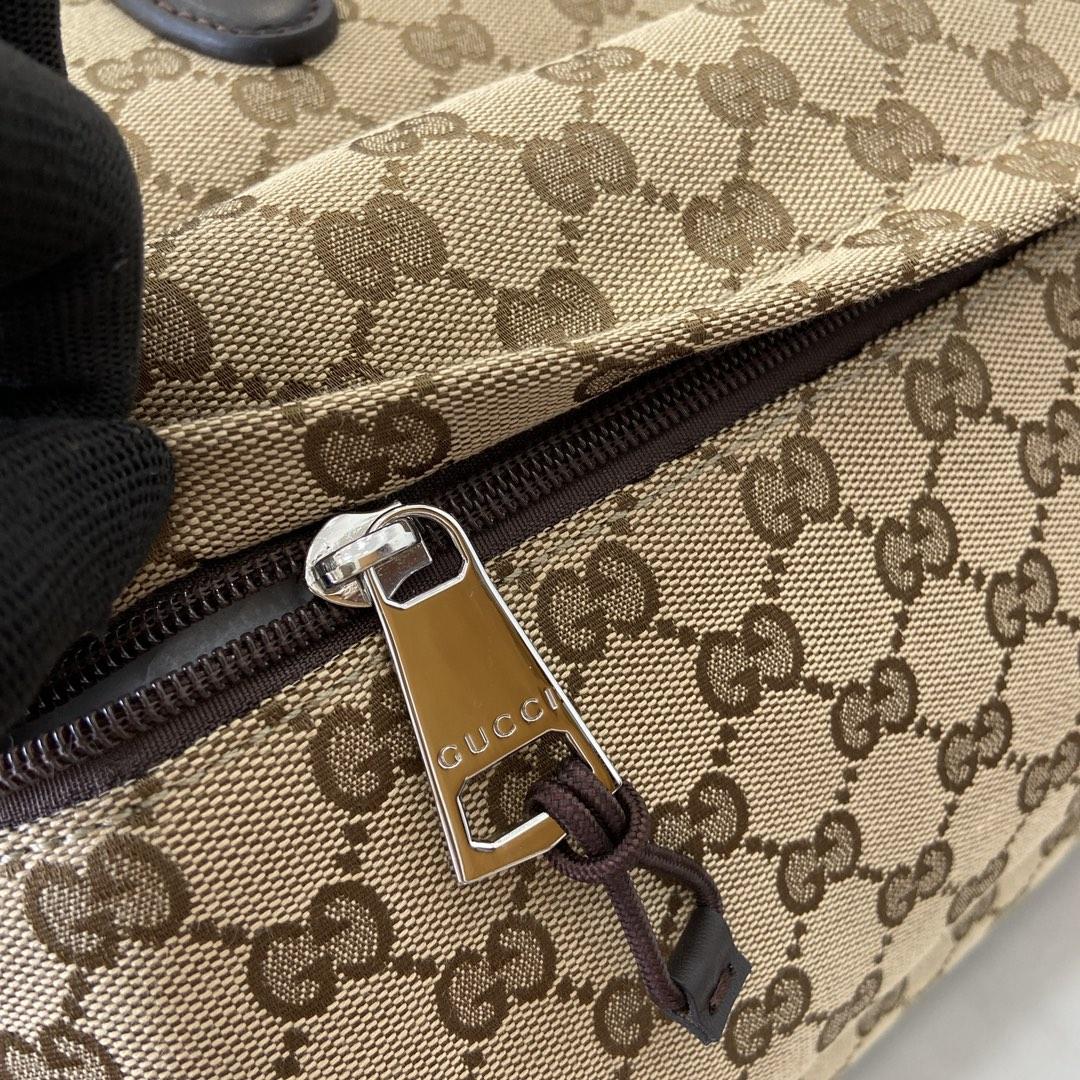 Gucci Medium GG Duffle Bag - FashionPlug
