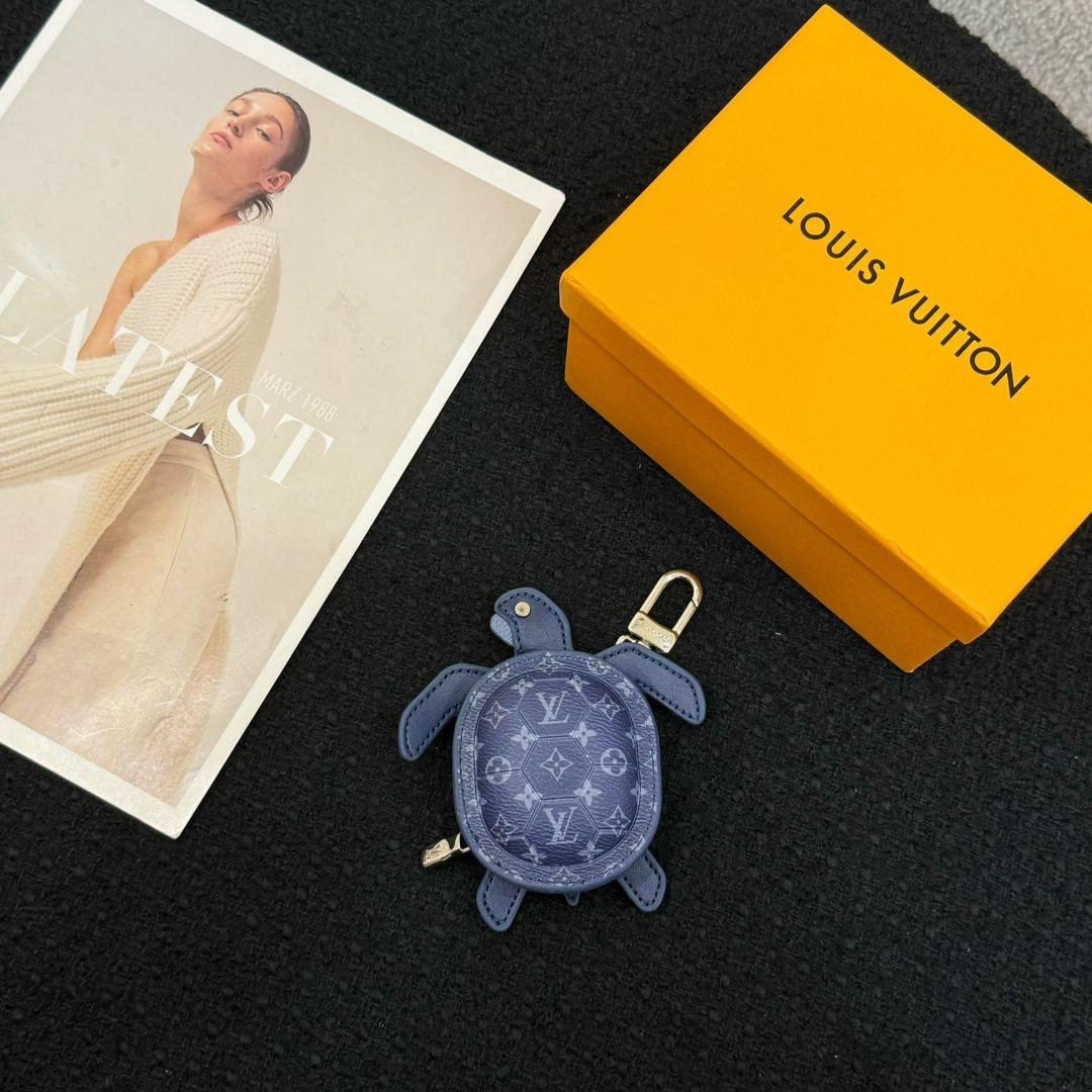 Louis Vuitton LV Turtle Pouch Bag Charm  M02047 - FashionPlug