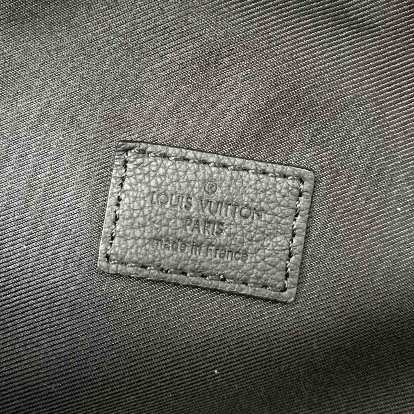 Louis Vuitton Rush Bumbag  M25227 - FashionPlug